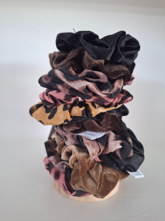 BNB Western Style Scrunchie Med