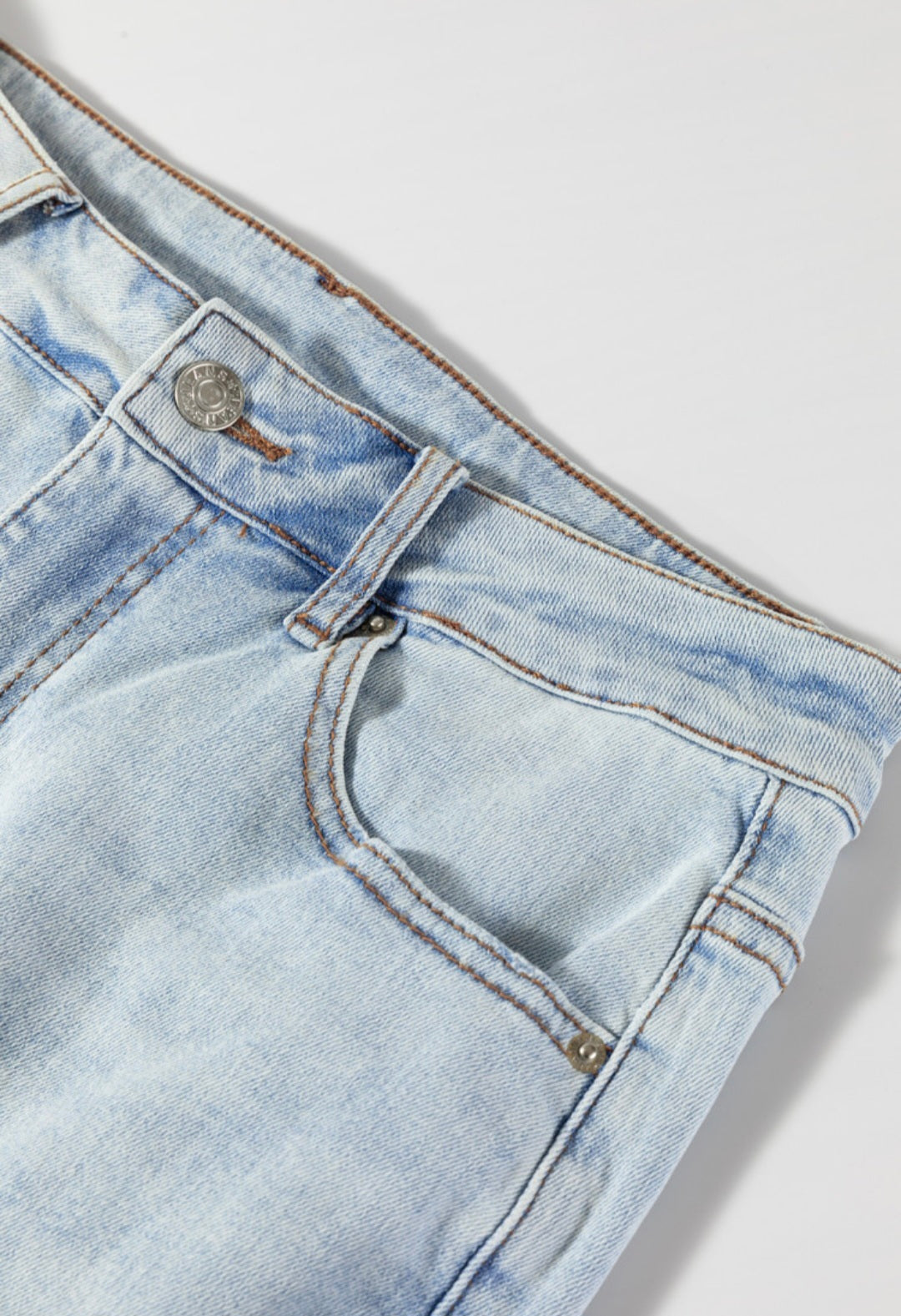 BNB Jeans - Beau Blue Light Wash Distressed WL