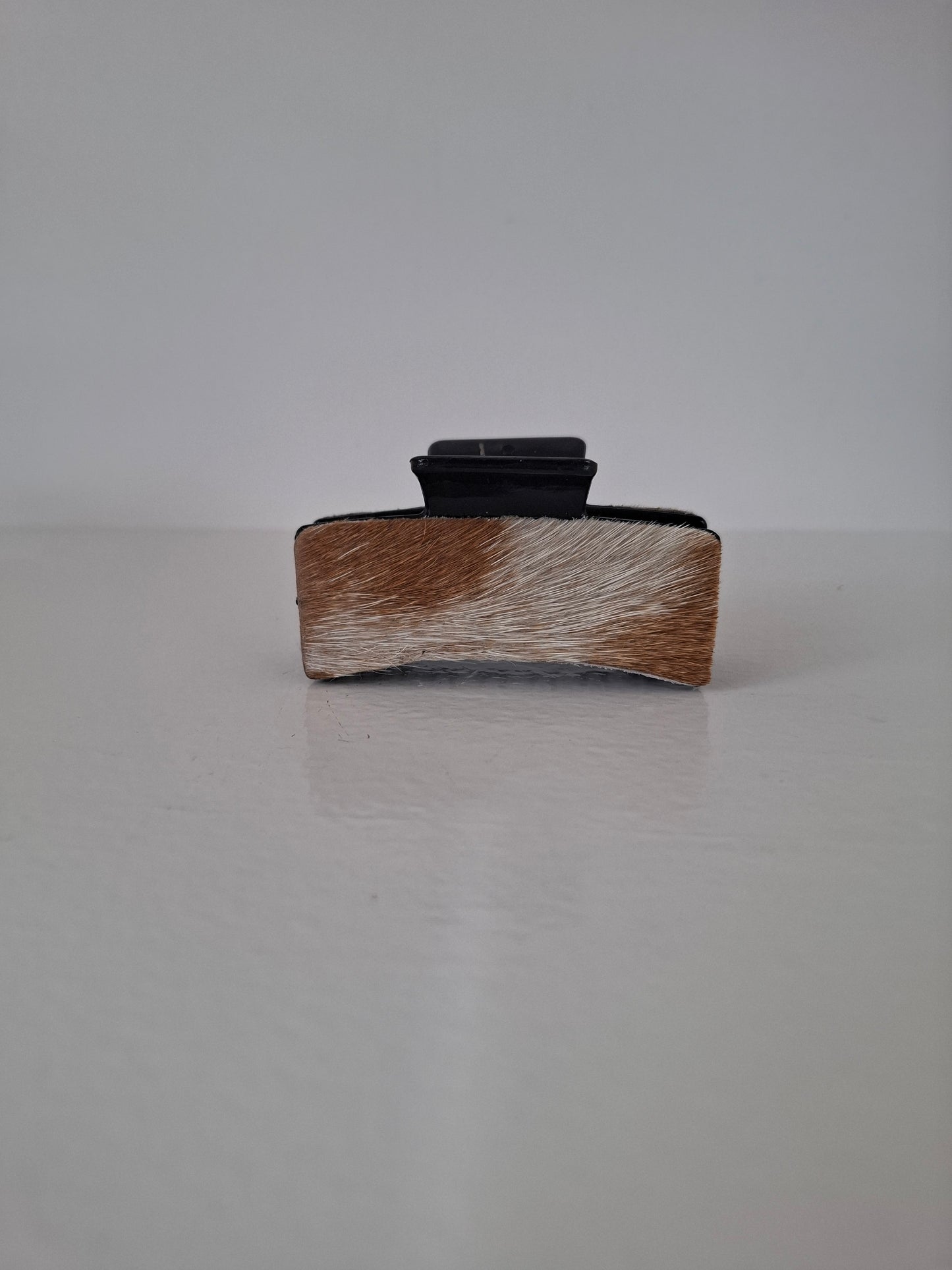 BNB Genuine Cow Hide Claw Clip XS